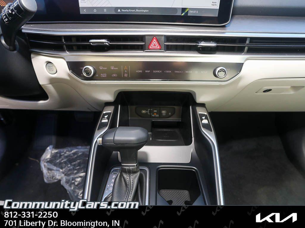 new 2026 Kia Sorento car, priced at $40,800