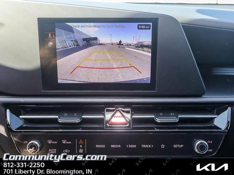 new 2025 Kia Niro car, priced at $28,552