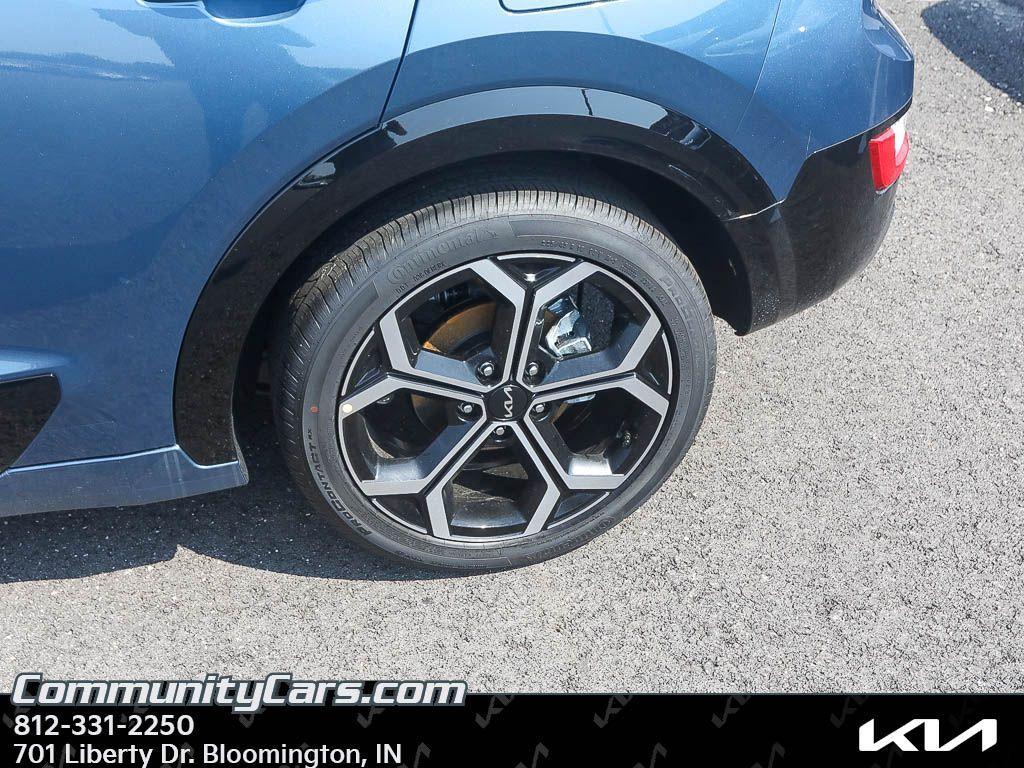 new 2025 Kia Niro car, priced at $33,000
