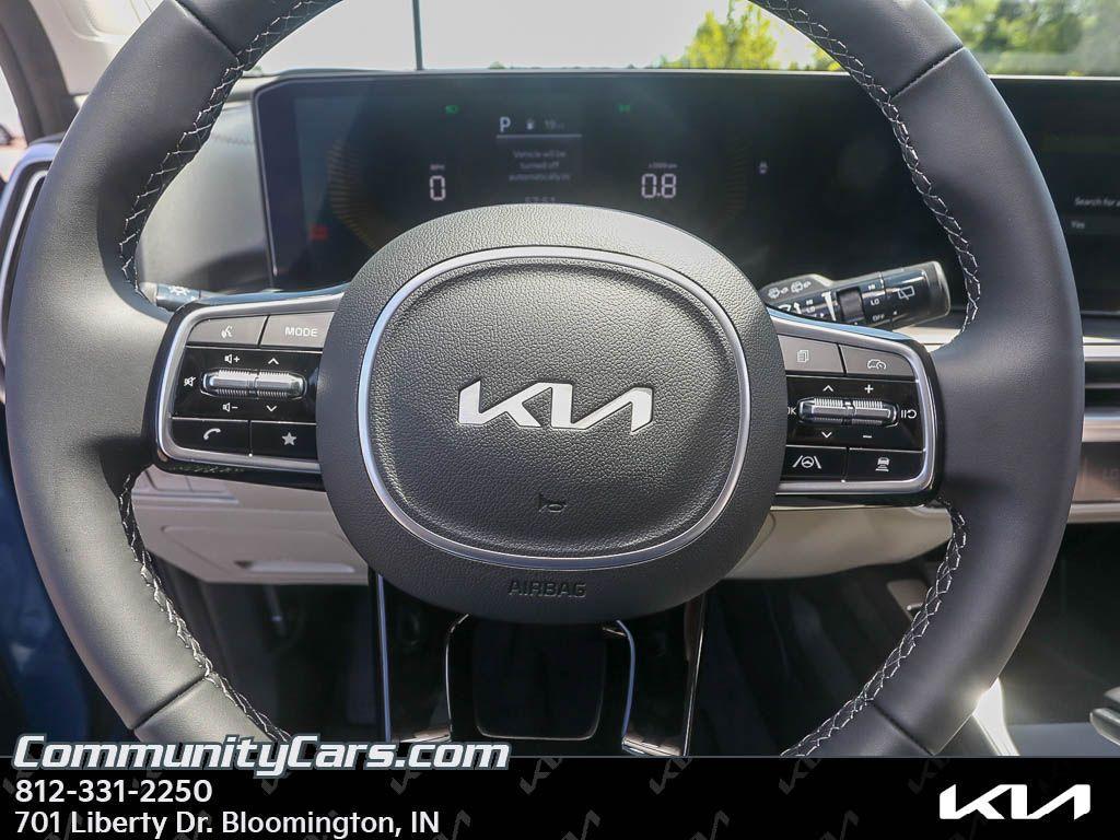 new 2025 Kia Sorento car, priced at $40,240