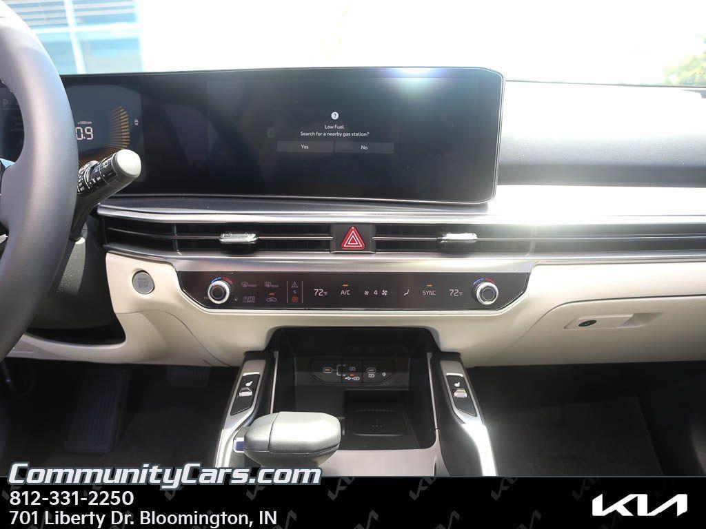 new 2025 Kia Sorento car, priced at $37,846
