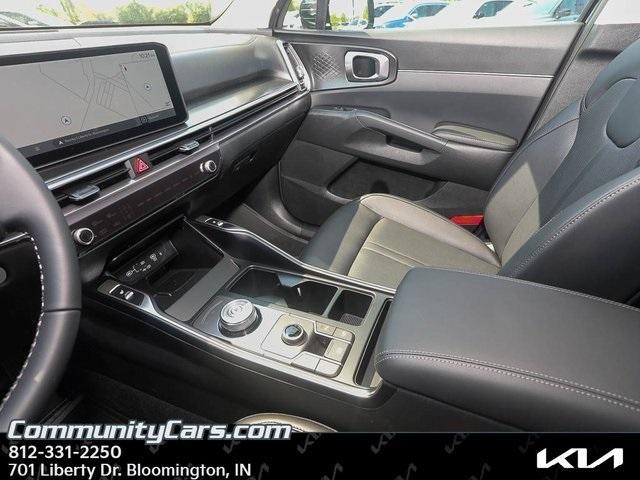 new 2025 Kia Sorento Hybrid car, priced at $42,510