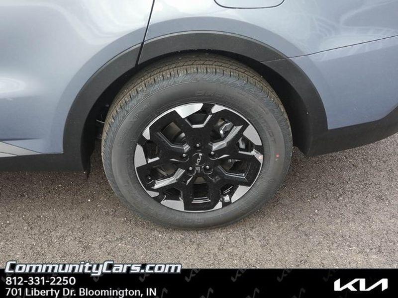 new 2025 Kia Sorento car, priced at $36,826