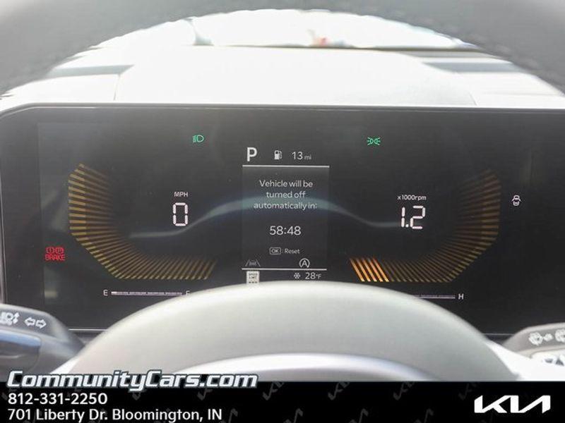 new 2025 Kia Sorento car, priced at $36,826
