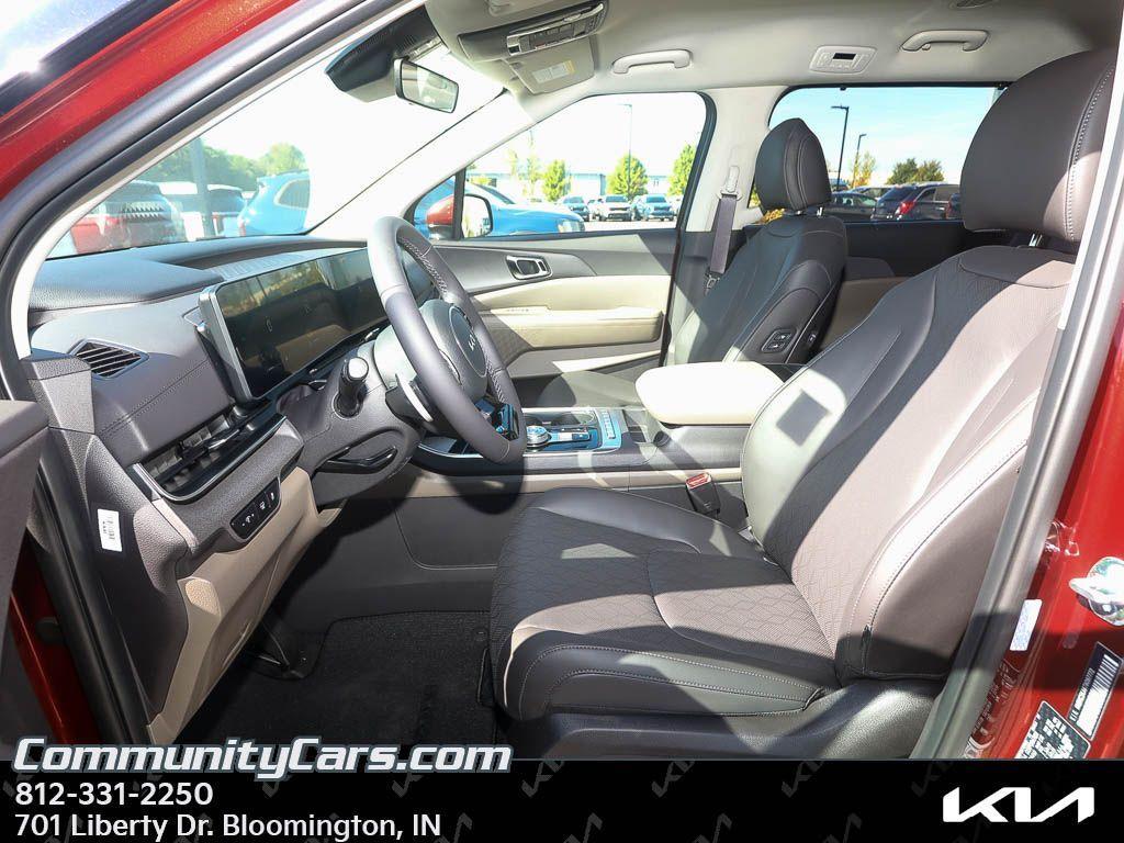 new 2026 Kia Carnival Hybrid car, priced at $44,390