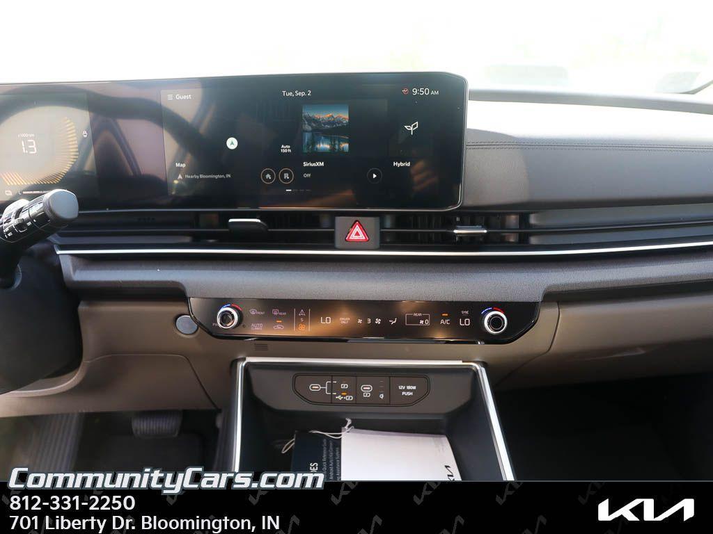 new 2026 Kia Carnival Hybrid car, priced at $44,390