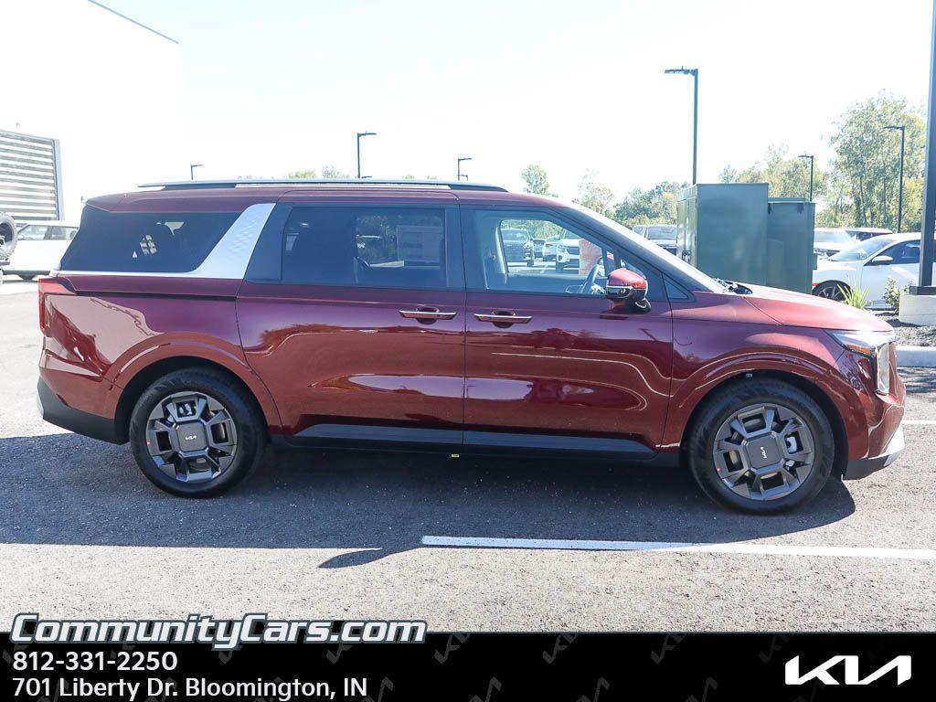 new 2026 Kia Carnival Hybrid car, priced at $44,390