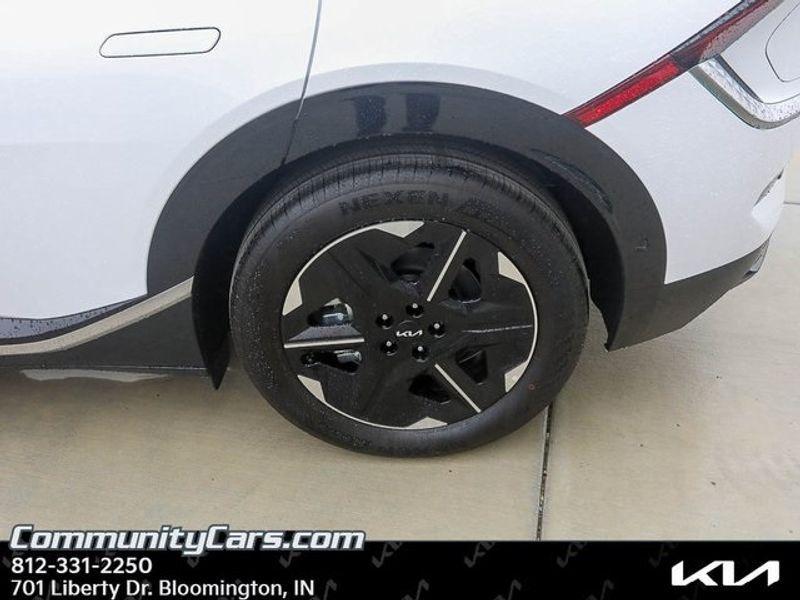new 2025 Kia EV6 car, priced at $51,535