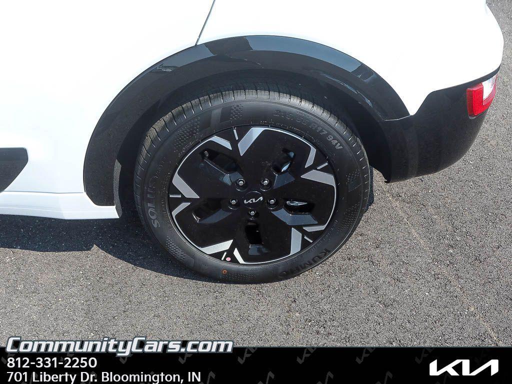 new 2025 Kia Niro EV car, priced at $42,865