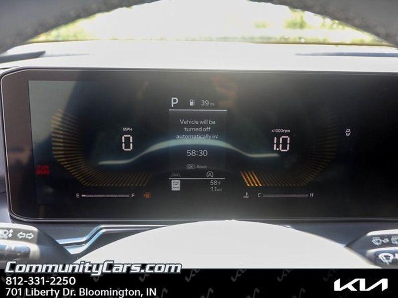 new 2025 Kia Sorento car, priced at $36,375