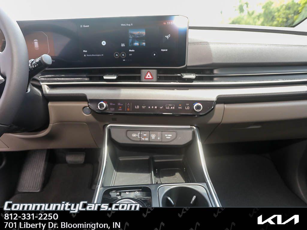 new 2026 Kia Carnival Hybrid car, priced at $49,450