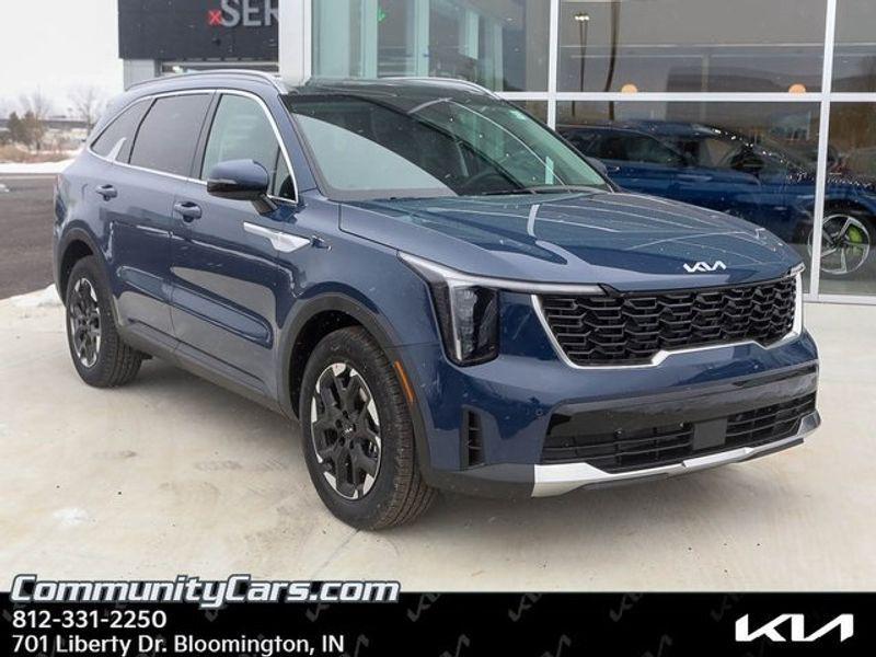 new 2025 Kia Sorento car, priced at $37,526