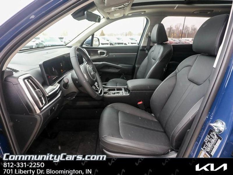 new 2025 Kia Sorento car, priced at $37,526