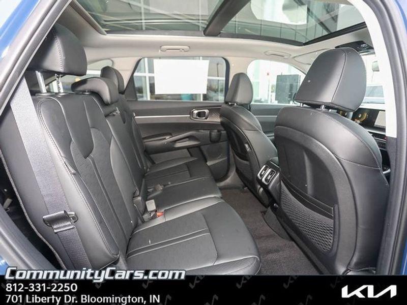 new 2025 Kia Sorento car, priced at $37,526