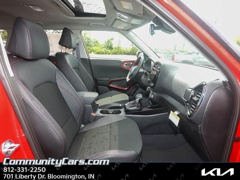 new 2025 Kia Soul car, priced at $25,040