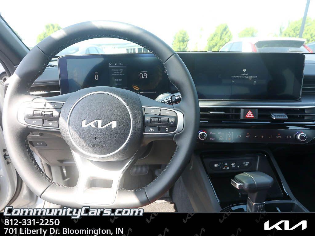 new 2025 Kia K5 car, priced at $31,000