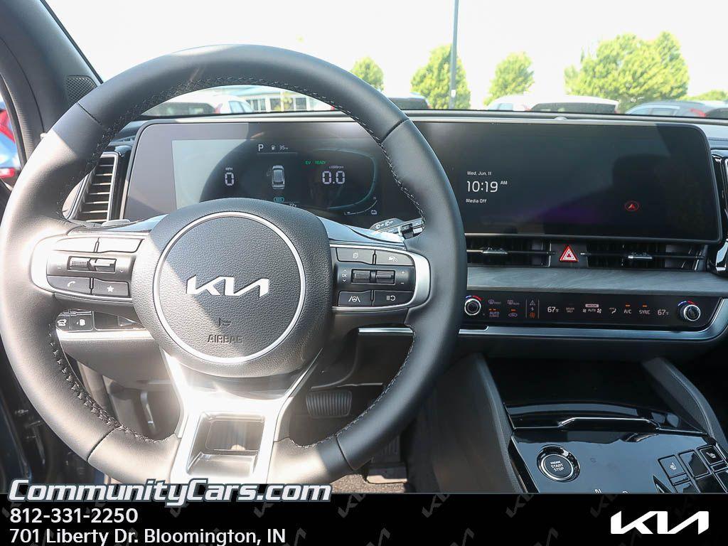 new 2025 Kia Sportage Plug-In Hybrid car, priced at $40,500