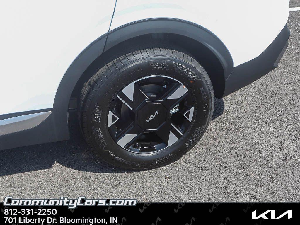 new 2026 Kia Sportage car, priced at $32,360