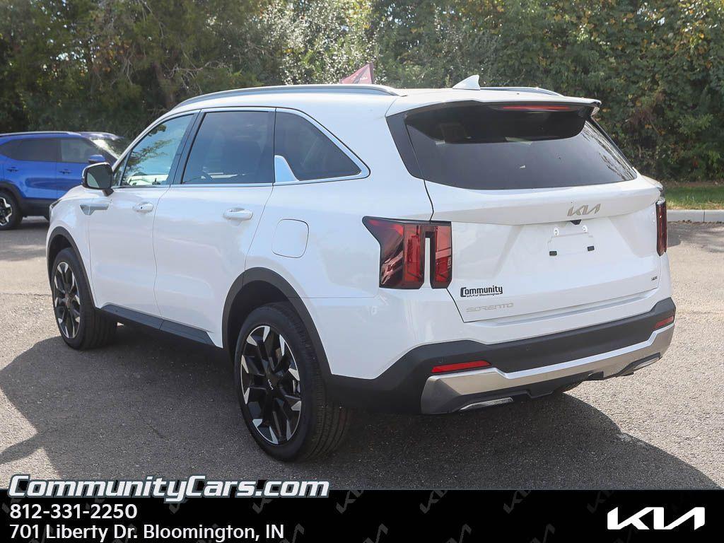 new 2025 Kia Sorento car, priced at $38,490