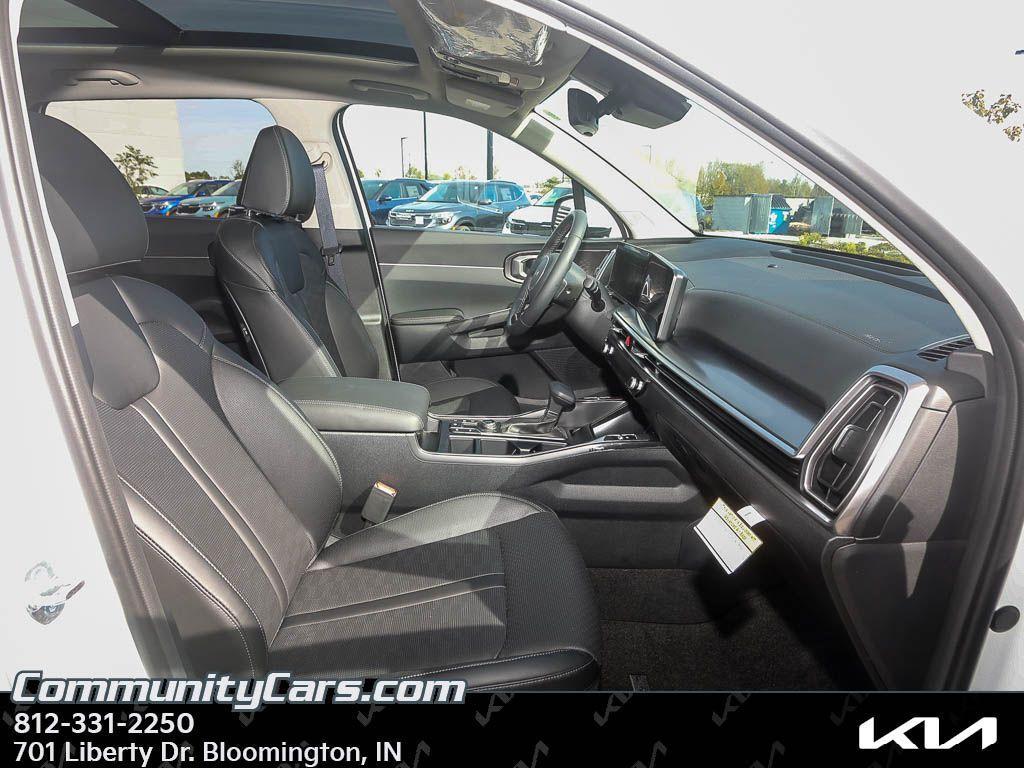 new 2025 Kia Sorento car, priced at $38,490