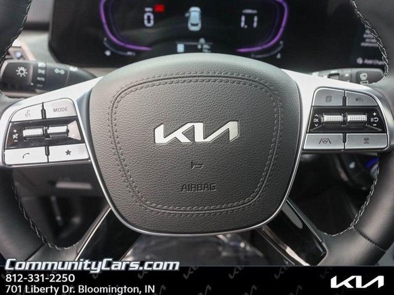 new 2025 Kia Telluride car, priced at $48,028