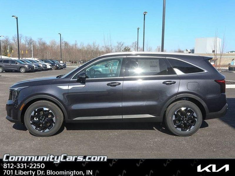 new 2025 Kia Sorento car, priced at $36,967