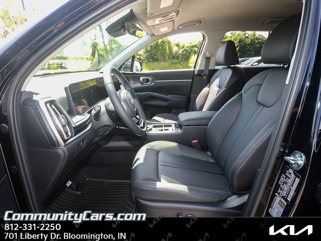 new 2025 Kia Sorento car, priced at $37,703