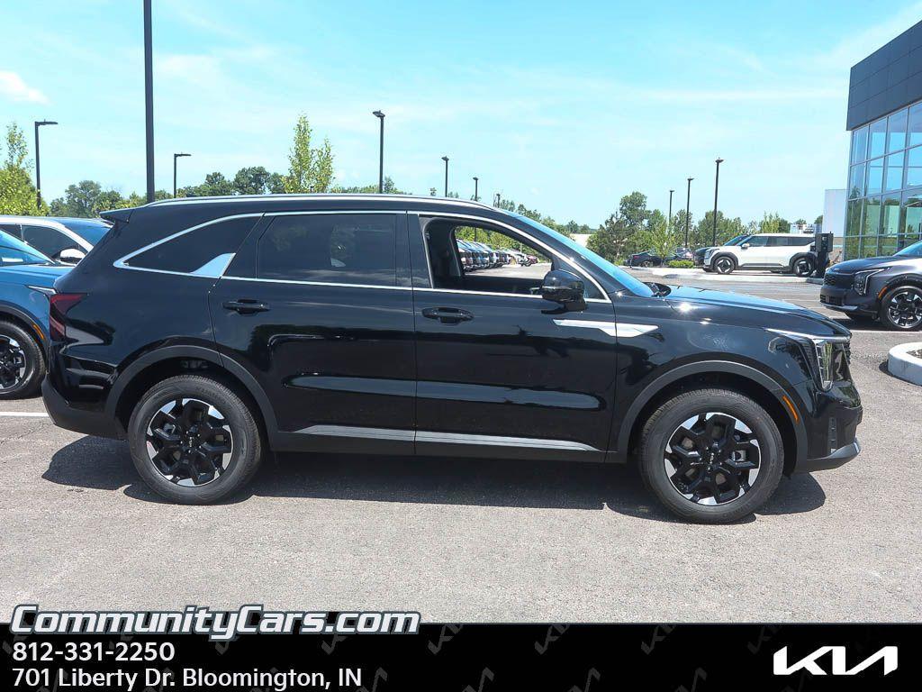 new 2025 Kia Sorento car, priced at $37,703