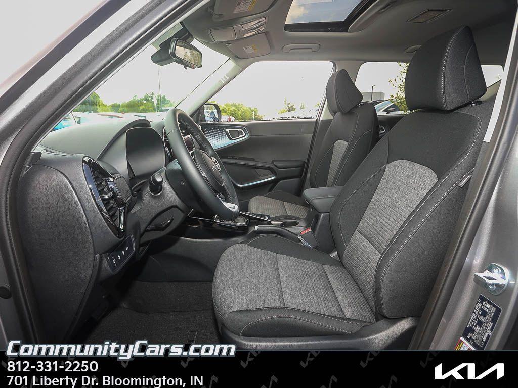 new 2025 Kia Soul car, priced at $25,542
