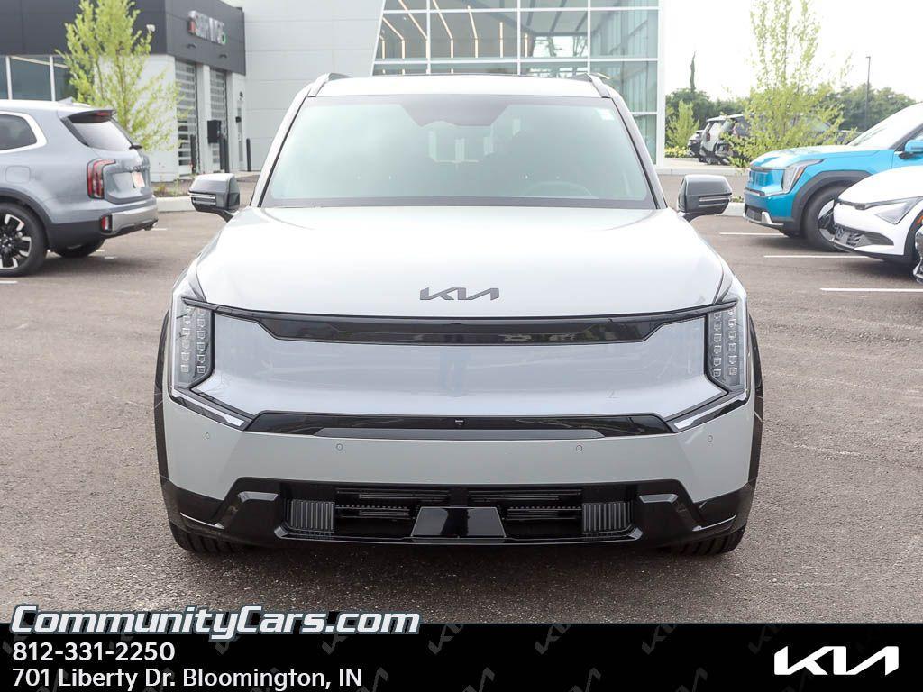 new 2026 Kia EV9 car, priced at $72,120
