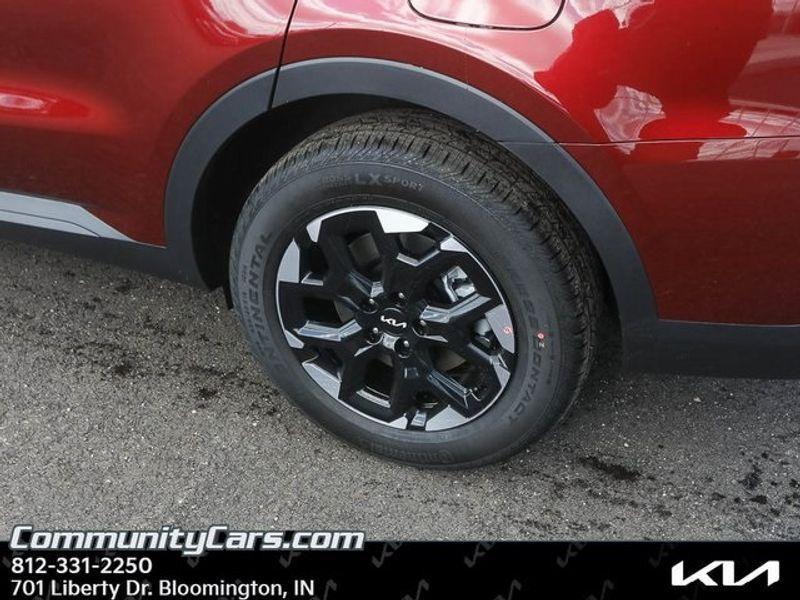 new 2025 Kia Sorento car, priced at $37,451