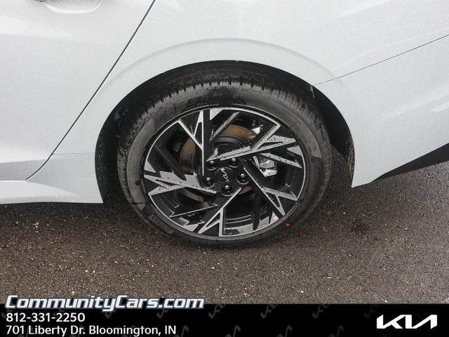 new 2025 Kia K5 car, priced at $29,960