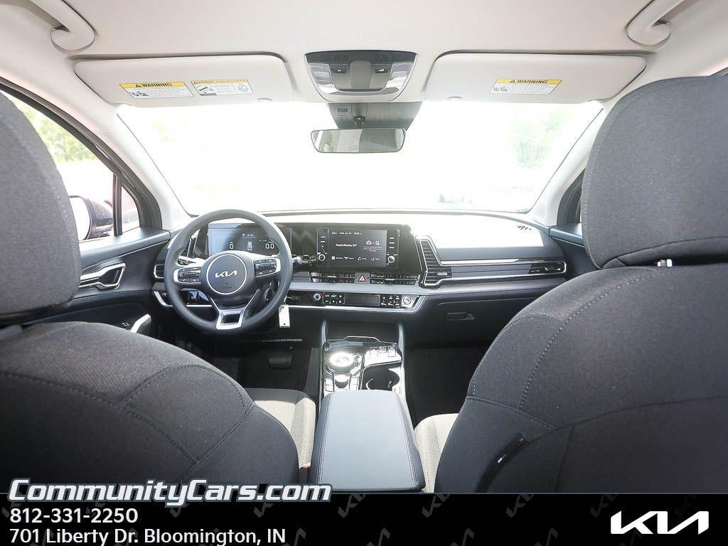 new 2025 Kia Sportage Hybrid car, priced at $30,650