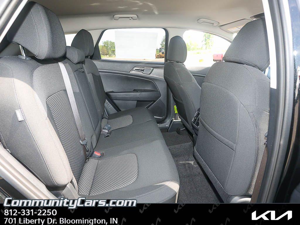 new 2025 Kia Sportage Hybrid car, priced at $30,650