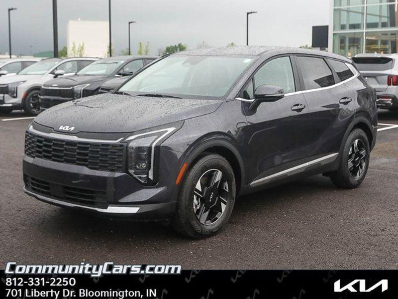 new 2026 Kia Sportage car, priced at $30,332