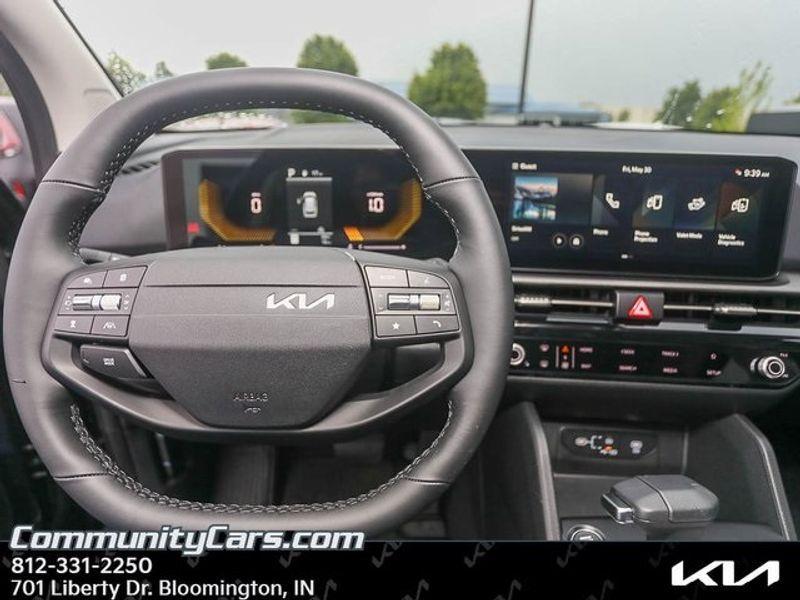 new 2026 Kia Sportage car, priced at $30,332