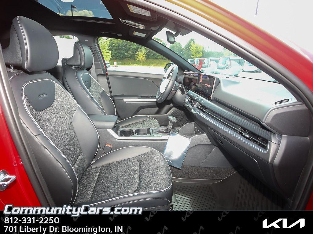new 2025 Kia K4 car, priced at $27,660