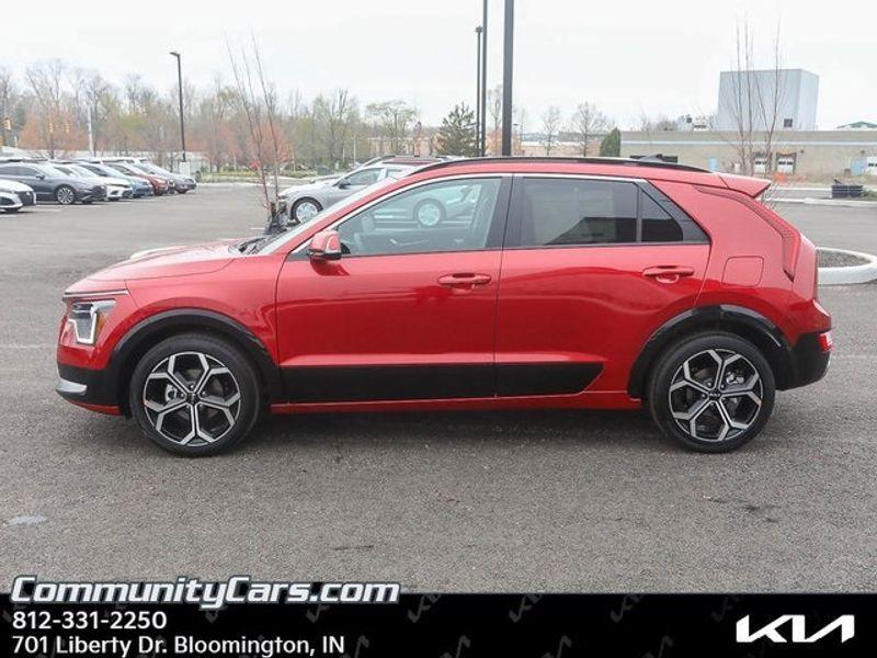 new 2025 Kia Niro car, priced at $33,648
