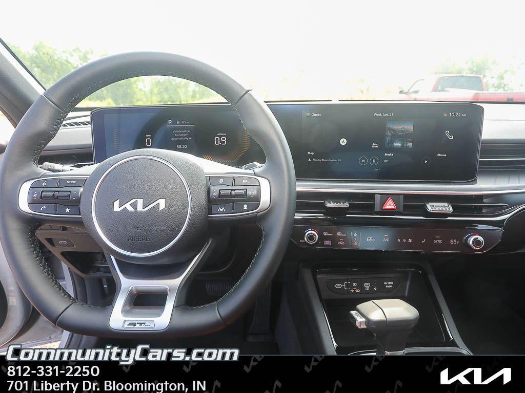 new 2025 Kia K5 car, priced at $31,000