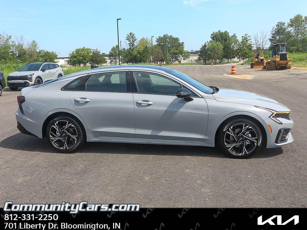 new 2025 Kia K5 car, priced at $31,000