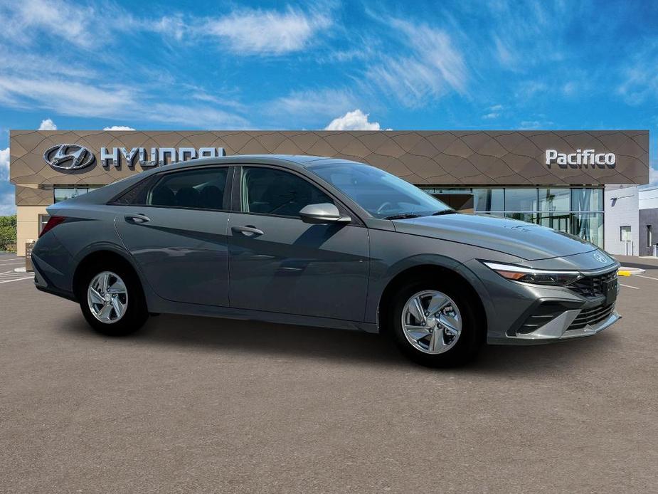 new 2025 Hyundai Elantra car, priced at $23,025