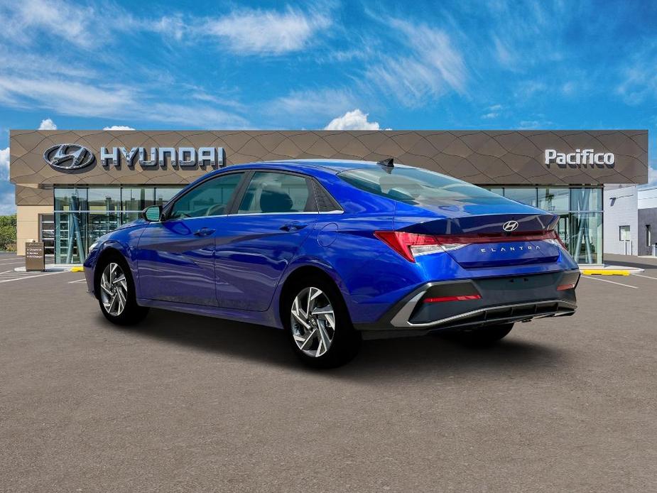 new 2024 Hyundai Elantra car, priced at $23,819