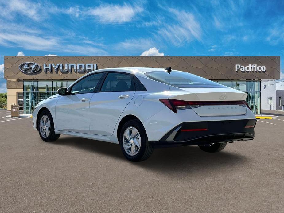 new 2024 Hyundai Elantra car, priced at $21,337