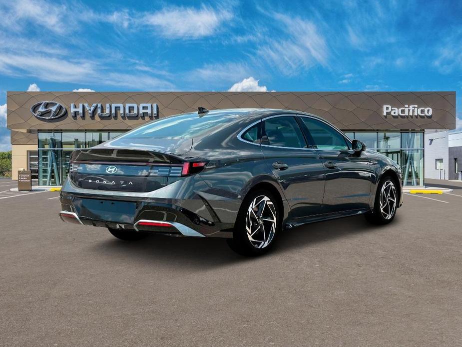 new 2024 Hyundai Sonata car, priced at $30,588