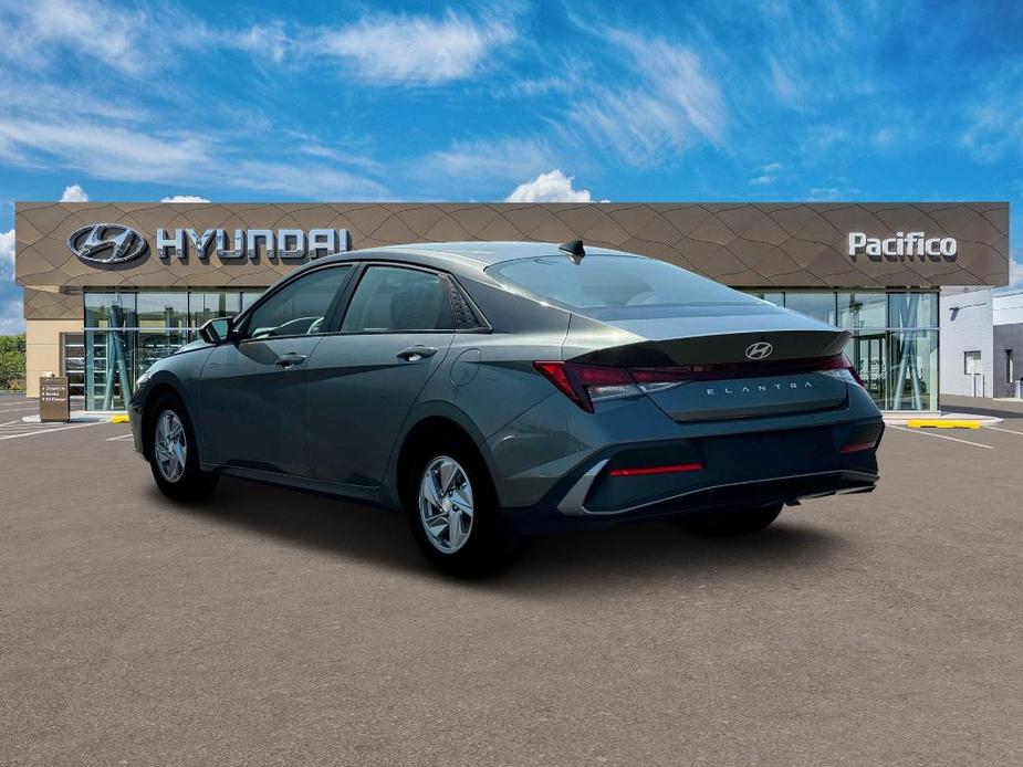 new 2025 Hyundai Elantra car, priced at $23,025