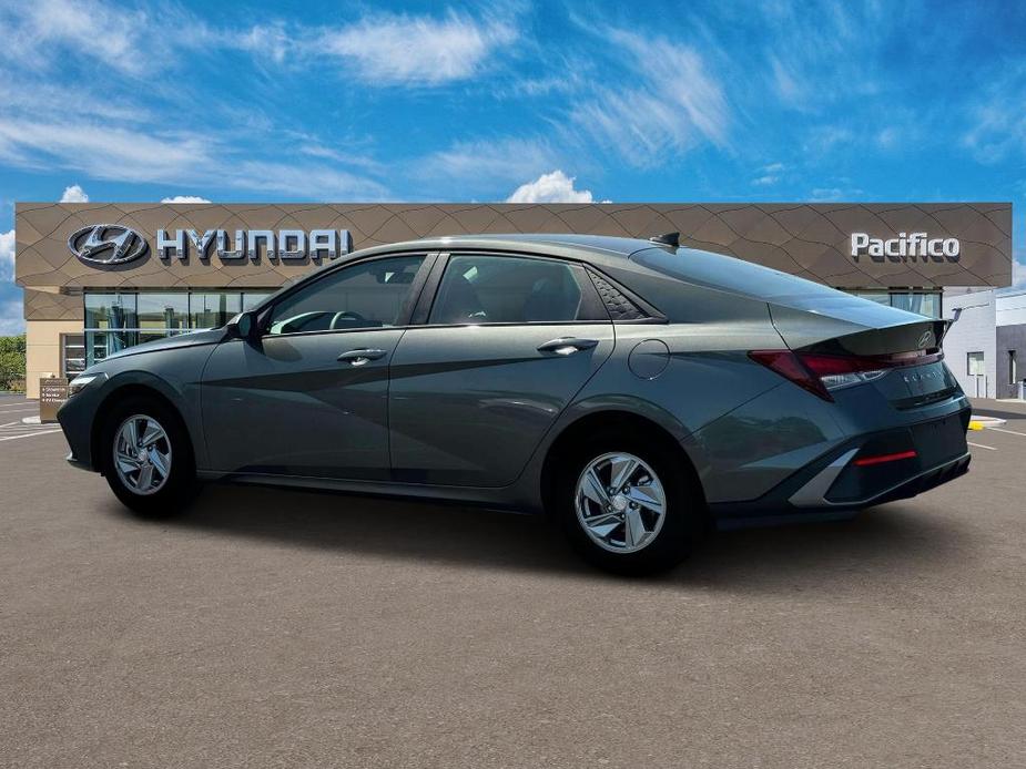 new 2025 Hyundai Elantra car, priced at $23,025