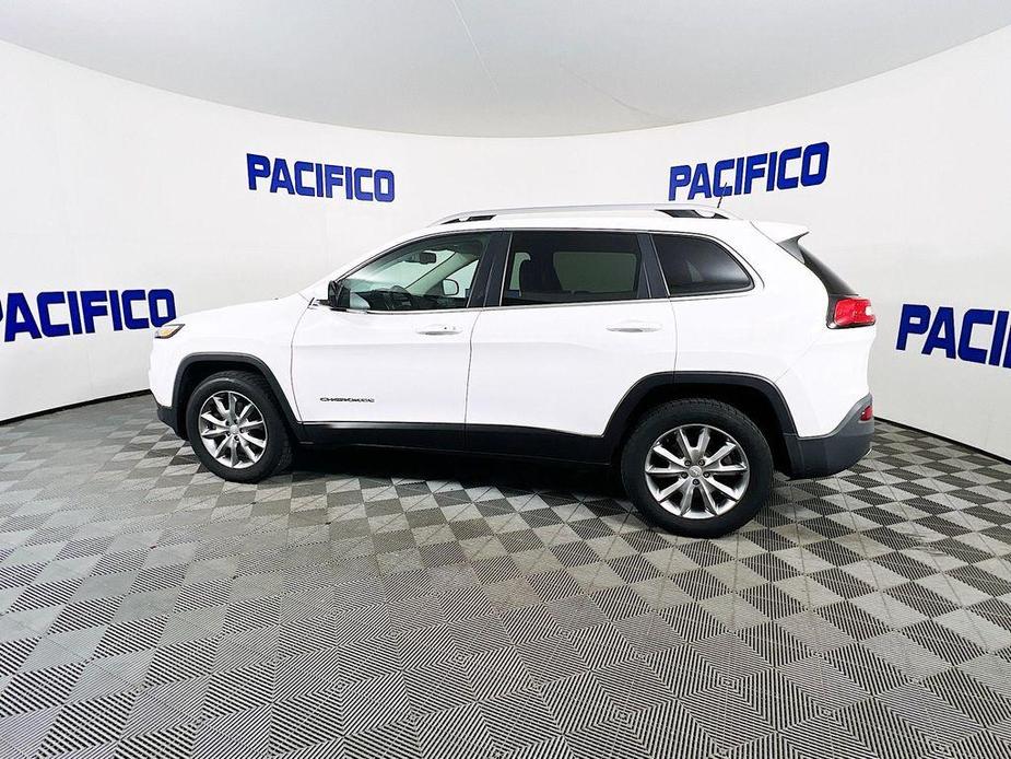 used 2018 Jeep Cherokee car, priced at $19,999