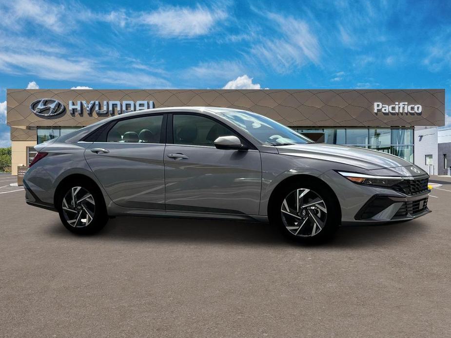 new 2025 Hyundai Elantra car, priced at $26,725