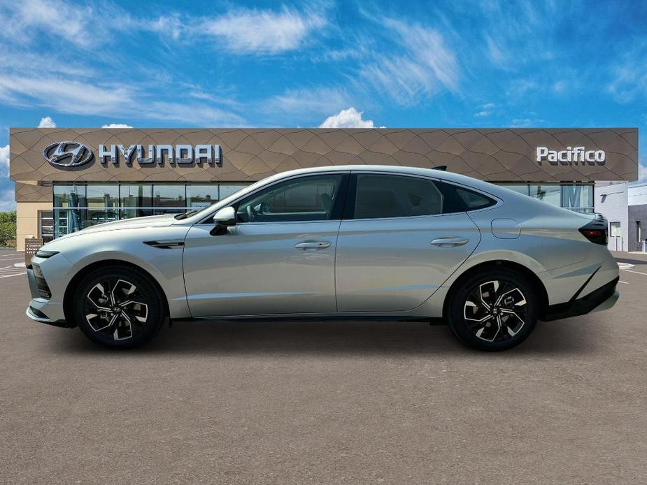 new 2025 Hyundai Sonata car, priced at $30,930