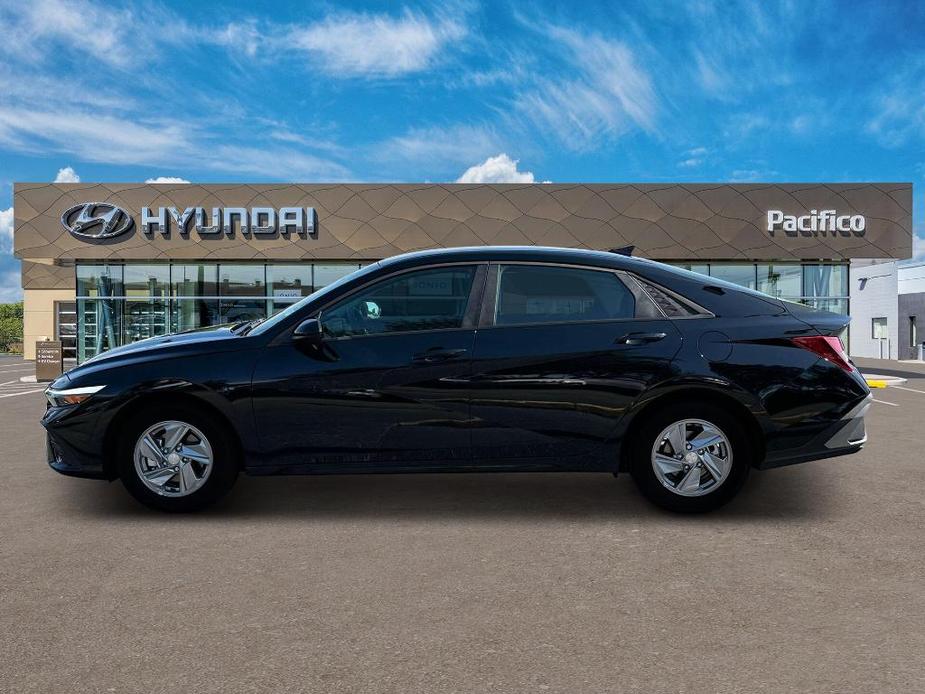 new 2025 Hyundai Elantra car, priced at $22,525